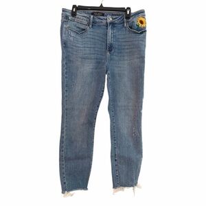 Judy Blue Sunflower Embroidered Relaxed Fit Jeans 88257 Size 13/31 Raw Hem